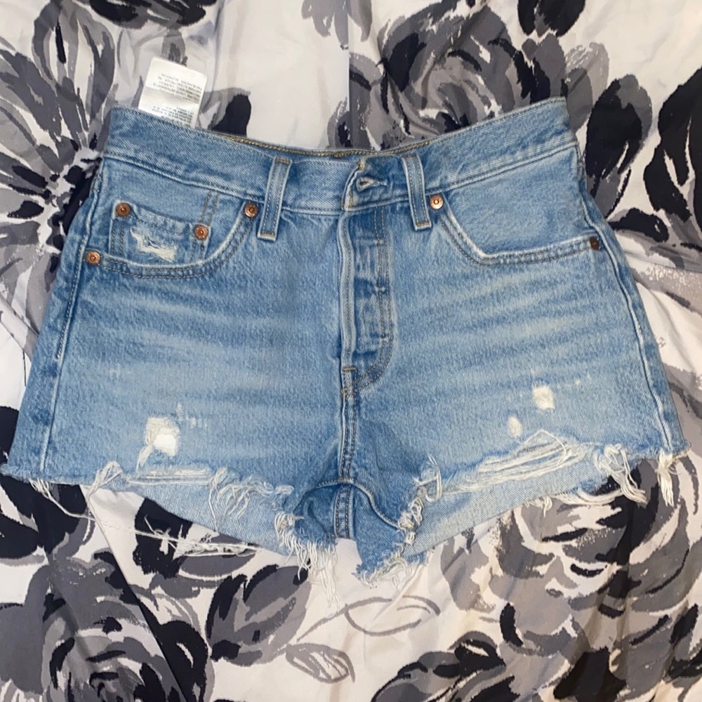 501 Levi’s shorts